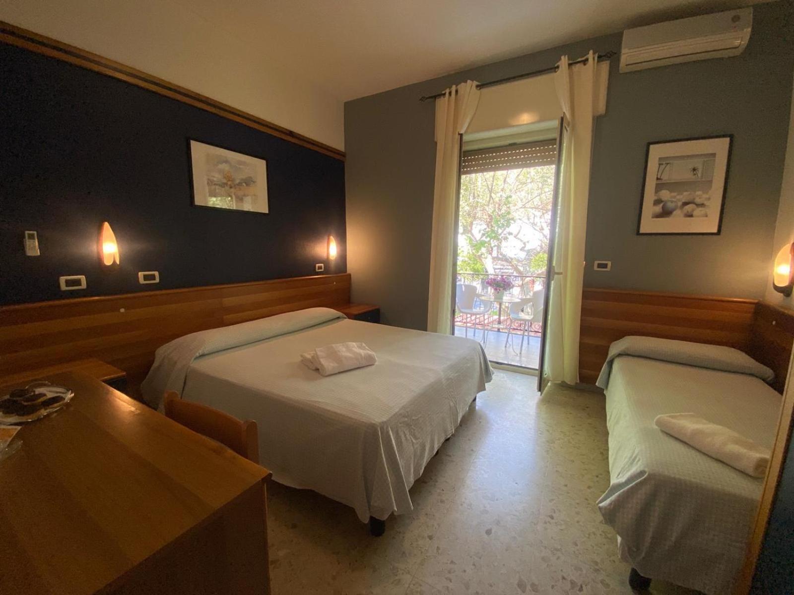 Hotel Praja Mare Praia a Mare Ngoại thất bức ảnh